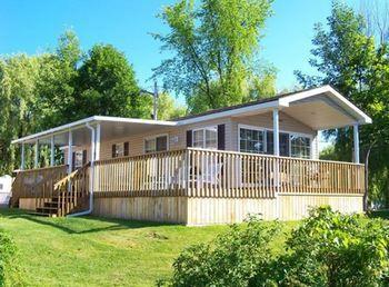 Great Blue Resorts - Cherry Beach Resort Cherry Valley Экстерьер фото